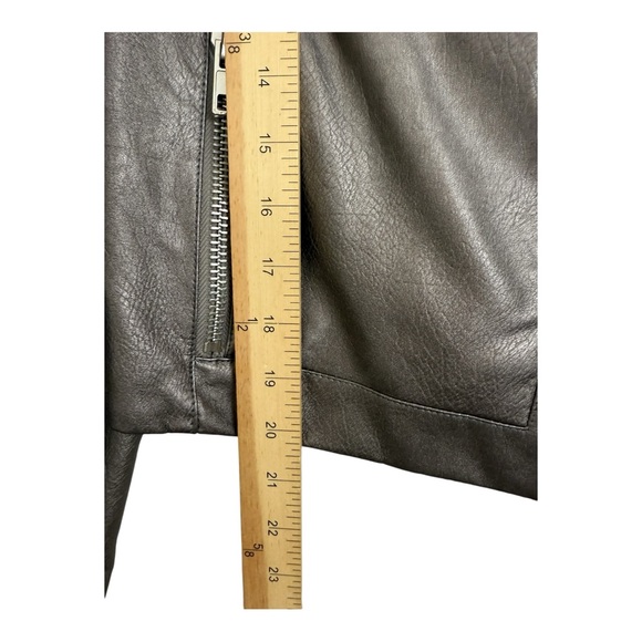 Tart Collection Moto Jacket Gray Vegan Leather Size Medium Double Breasted - Picture 8 of 12